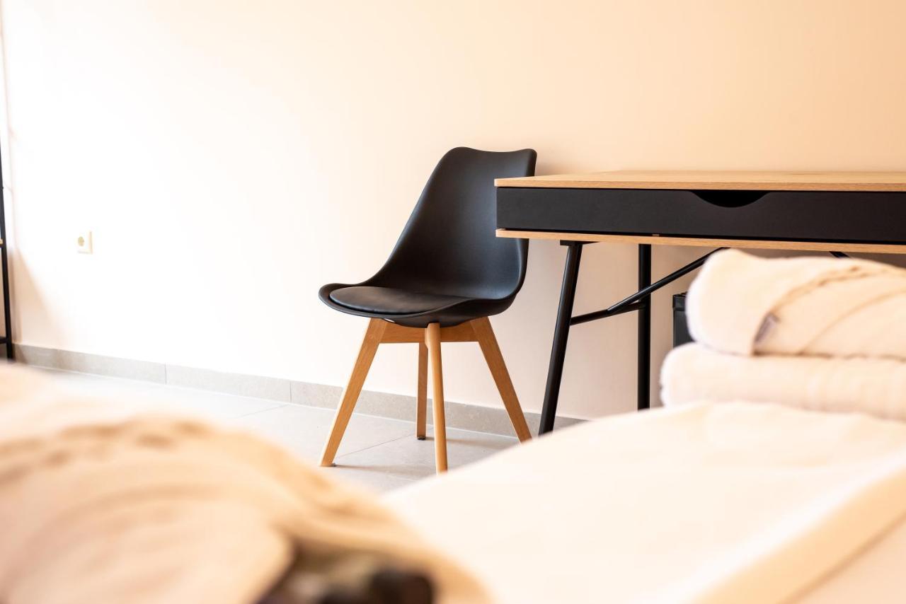 Mini Suites Near Athen'S Airport Free Shuttle From And To Athen'S Airport Спата Экстерьер фото